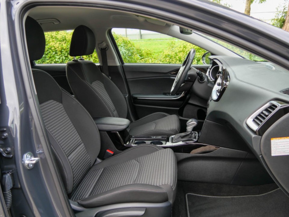 48711153 4 48711153 4