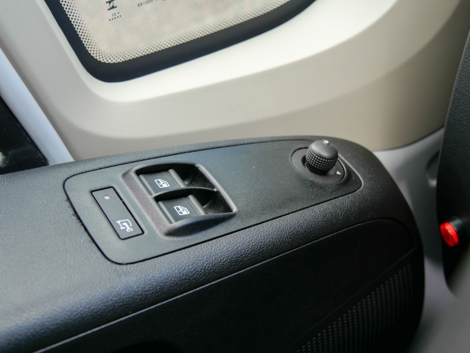 48292059 9 48292059 9