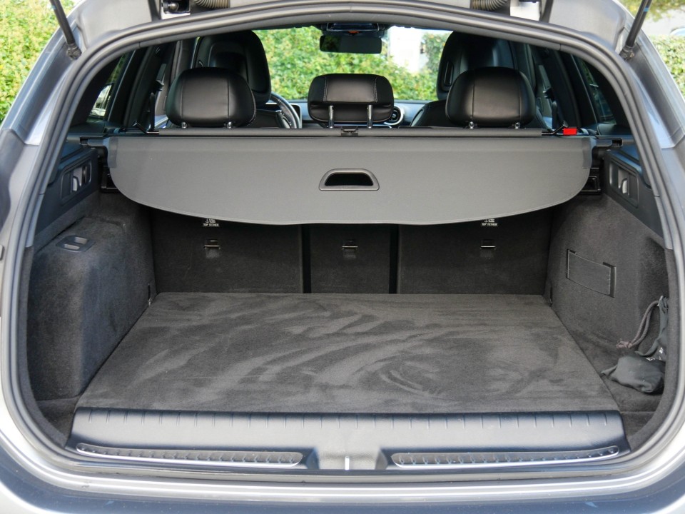 48566848 25 48566848 25