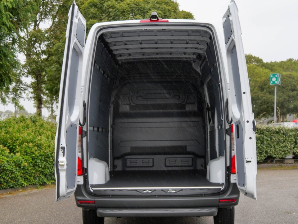 48154214 18 48154214 18