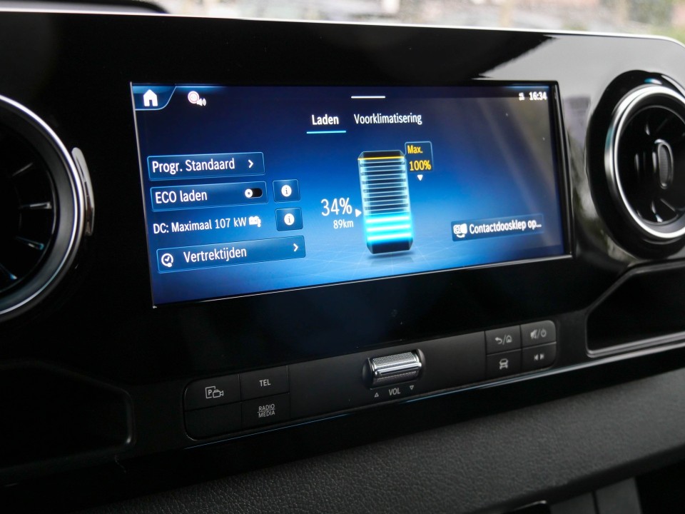 48154214 8 48154214 8