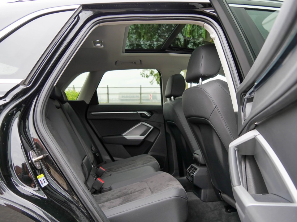 48497339 21 48497339 21