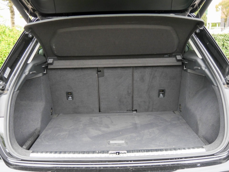 48497339 23 48497339 23