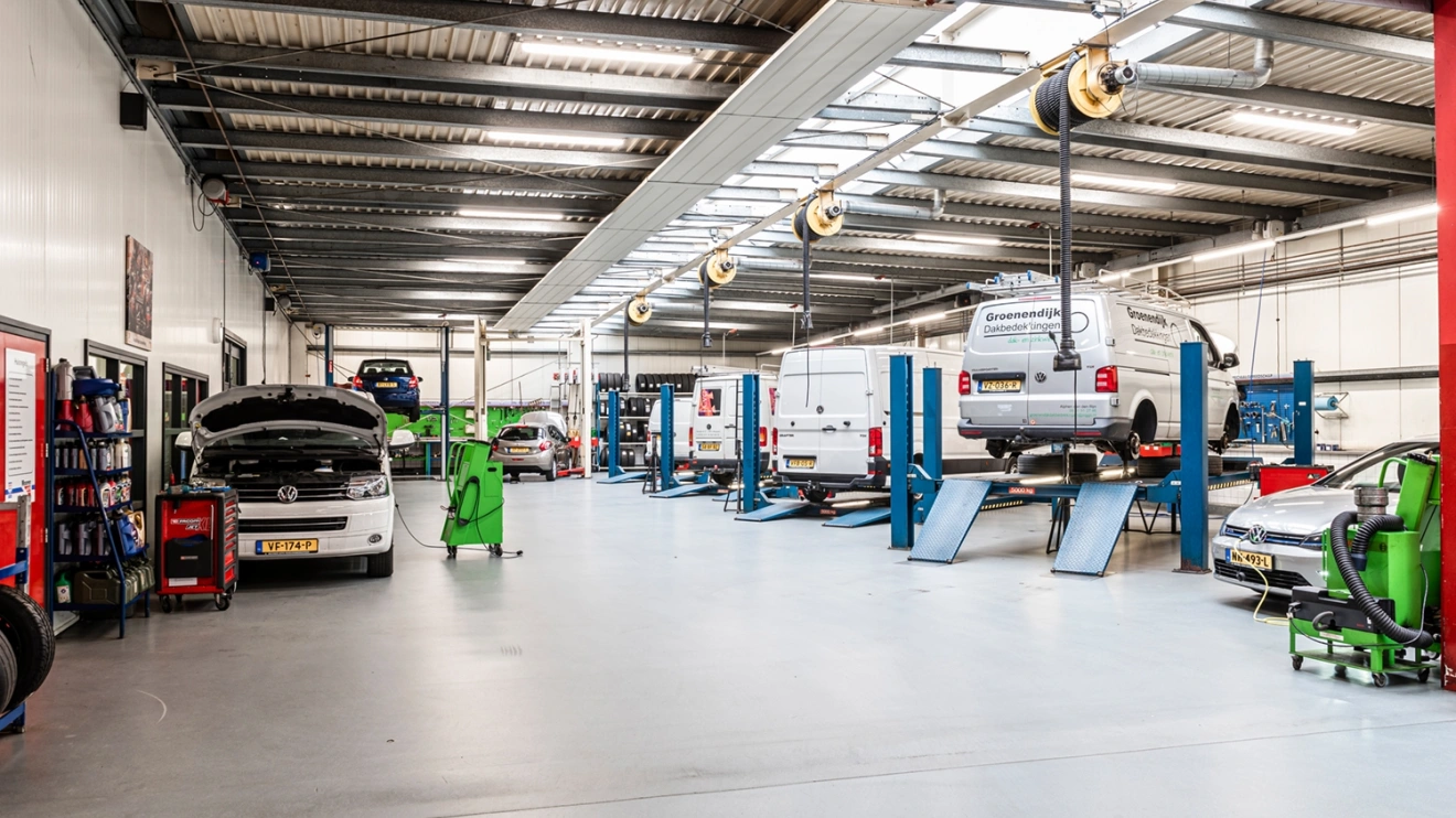 Bosch Car Service Mooren Auto HR 17